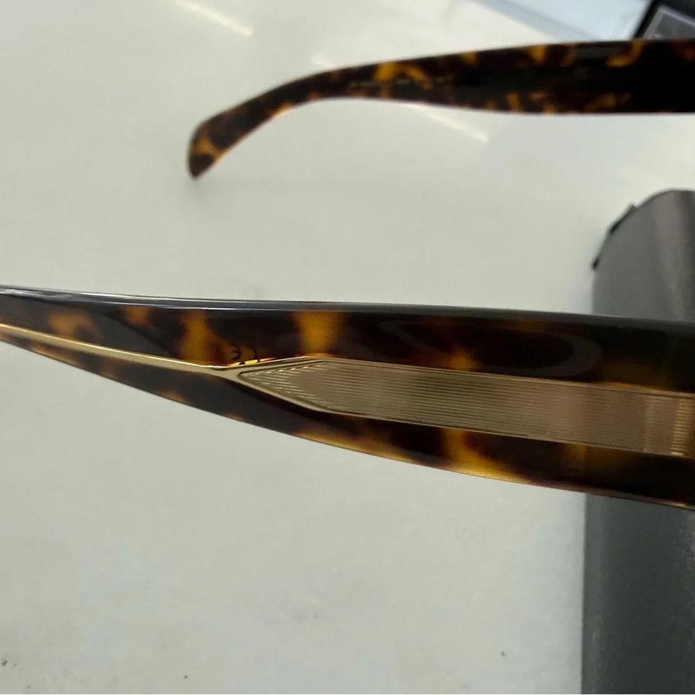 David Beckham Sunglasses DB 7000/S/BOLD 086IR Tort Frame Gray Lenses NIB